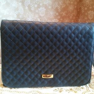 Crossbody or shoulder Leather diamond pattern bag